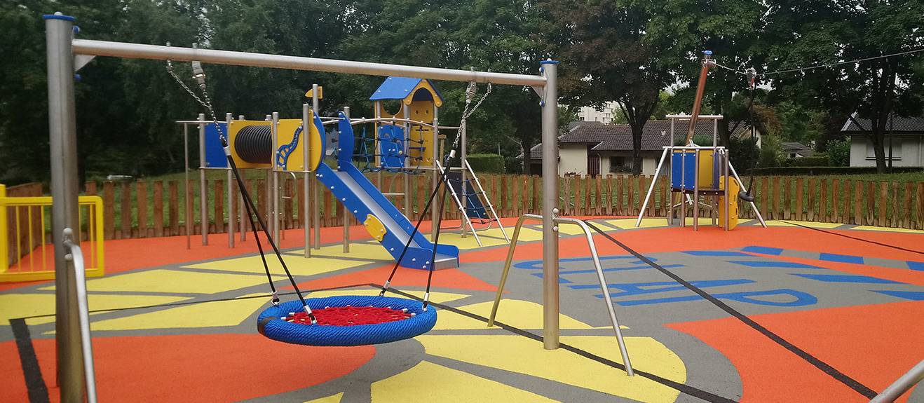 Aire de jeux extérieurs pour enfants, parc et aire de jeux publique à Lyon  - TERRES DE LOISIRS